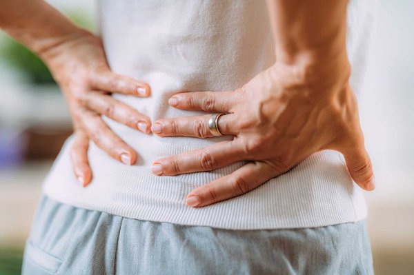 What's the Role of Anti-Inflammatory Foods in Reducing Muscle Soreness for Weightlifters?
